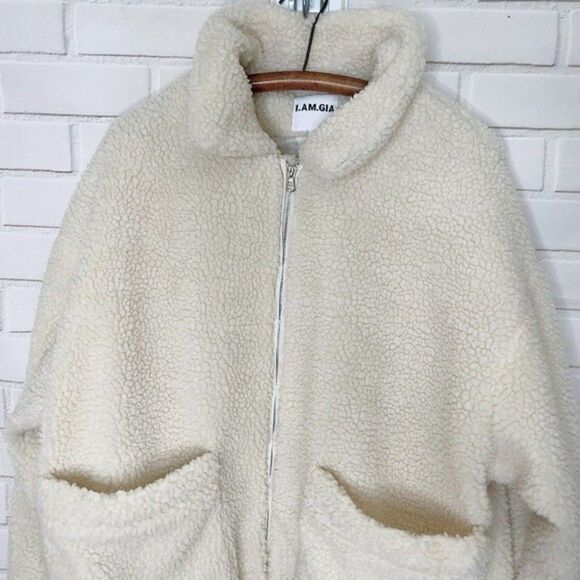 I. AM. GIA Teddy Pixie Coat Cream - Picture 7 of 16